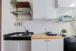 Simply And Cozy Living Studio Transpark Bintaro Apartment