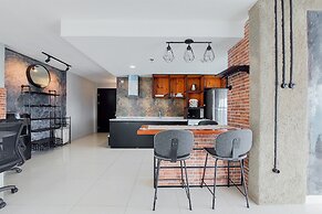 Spacious 2Br Loft At Brooklyn Alam Sutera Apartment