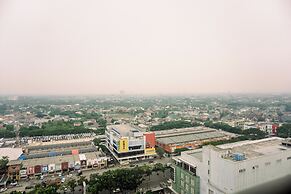 Stunning Studio Transpark Bintaro Apartment