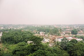 Nice And Homey Studio Serpong Garden Apartment