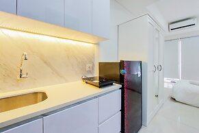 Best Homey And Nice Studio At Pacific Garden Apartment