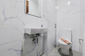 Best Homey And Nice Studio At Pacific Garden Apartment