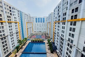 Cozy And Minimalist Studio Room Paramount Skyline Apartment