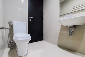 Cozy And Minimalist Studio Room Paramount Skyline Apartment