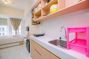 Homey And Simply Look Studio Tokyo Riverside Pik 2 Apartment