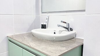 Cozy Living And Homey 2Br Tokyo Riverside Pik 2 Apartment