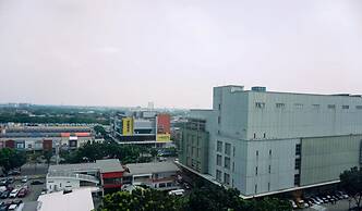 Luxury And Modern Studio At Transpark Bintaro Apartment