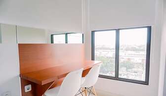 Luxury And Modern Studio At Transpark Bintaro Apartment