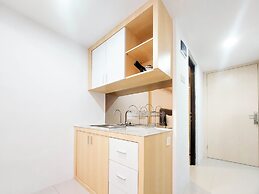Cozy And Strategic Studio Apartment At De Prima