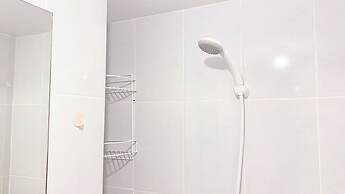 Modern Look And Restful Studio At Tokyo Riverside Apartment Pik 2