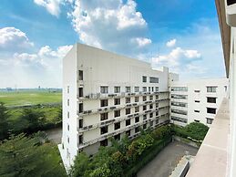 Cozy Stay Studio At Tamansari Mahogany Karawang Apartment