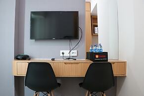 Comfy Studio Room At Osaka Riverview Pik 2 Apartment