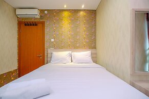 Nice And Comfort 2Br Apartment At Woodland Park Residence