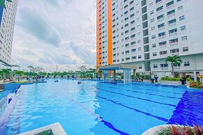 Comfort Designed 2Br At Green Pramuka City Apartment