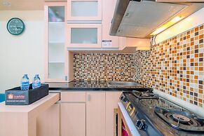 Comfort Designed 2Br At Green Pramuka City Apartment