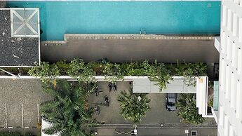 Best Elegant And Cozy Stay Studio At Thamrin Executive Apartment