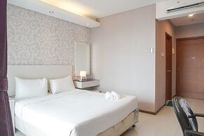 Best Elegant And Cozy Stay Studio At Thamrin Executive Apartment