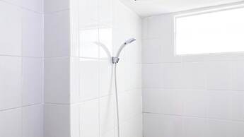 Best Deal And Comfort 3Br At Bassura City Apartment