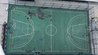 Best Deal And Comfort 3Br At Bassura City Apartment