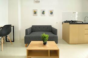 Full Furnished And Homey 2Br Bassura City Apartment Near Mall