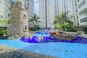 Full Furnished And Homey 2Br Bassura City Apartment Near Mall