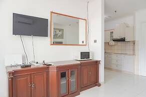 Best Modern 1Br At Semanggi Apartment
