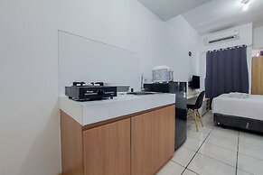Homey And Elegant Studio Apartment M-Town Residence