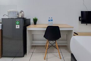 Homey And Elegant Studio Apartment M-Town Residence