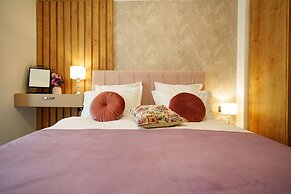 ROYALE SUNDANCE 305 iNFINITY