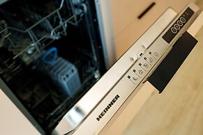 ROYALE SUNDANCE 305 iNFINITY