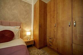 ROYALE SUNDANCE 305 iNFINITY