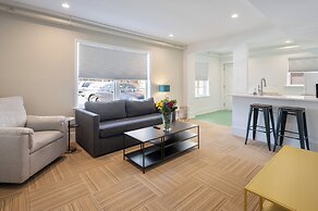 Little Mod Hotel at the University