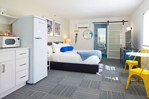 Little Mod Hotel at the University