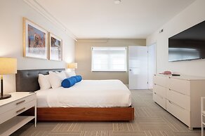 Little Mod Hotel at the University