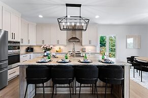 Elysian Shores W/heated Pool & Optional Boat Rental