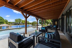 Elysian Shores W/heated Pool & Optional Boat Rental