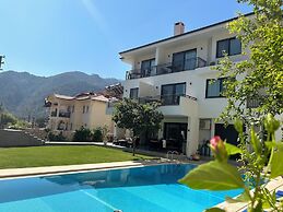 White Suites Icmeler