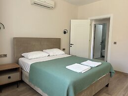 White Suites Icmeler