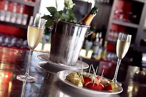 Renaissance Boutique & Spa