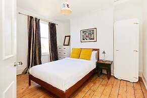 The Walterton Sanctuary - Bright 3bdr Flat