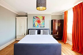 The Walterton Sanctuary - Bright 3bdr Flat