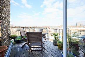 The Walterton Sanctuary - Bright 3bdr Flat