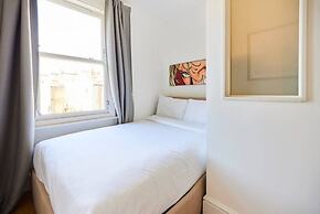 The Walterton Sanctuary - Bright 3bdr Flat