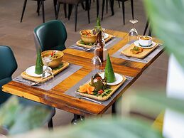 Grand Yard La Residence