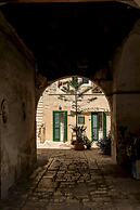 Old Court Luxury Suite Spa