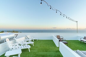 Red Flamboyan Guesthouse