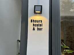 8h - Hostel