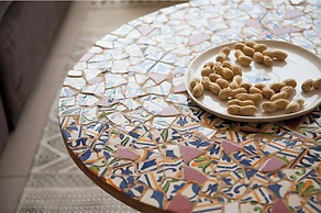 Spacious & Stylish 3BR Apt w Beautiful Street View