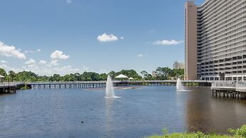 Laketown Wharf 624 - Catch The Breeze