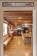 Amorosa Cottage 3 Bedroom Home by RedAwning